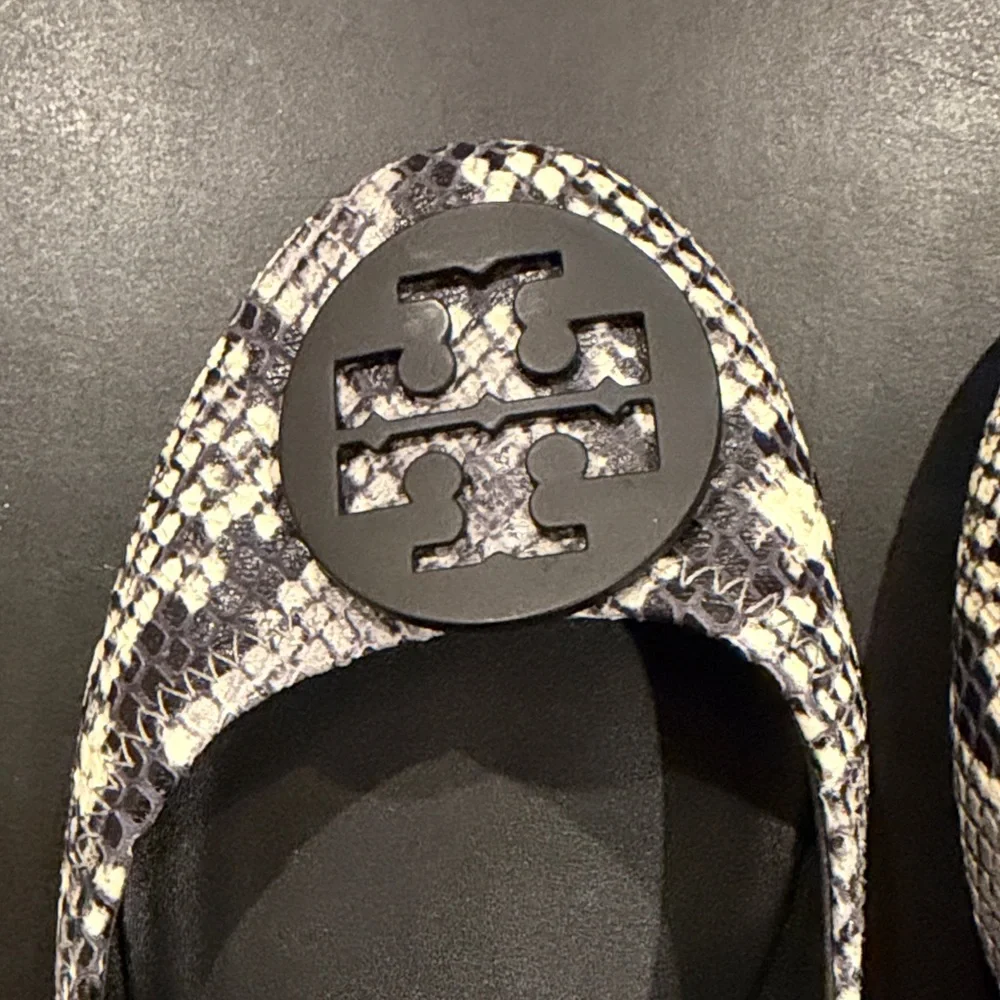 Tory Burch Black and Cream Patterned Loafers - Picture 6 of 9